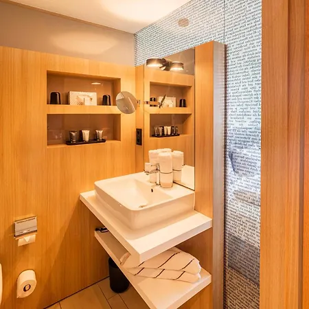 Misan Hotel 4*